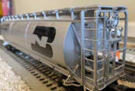 Burlington Northern Cylindrical Hopper Car by Atlas