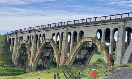 Concrete Milwaukee Arch Trestle, Rosalia