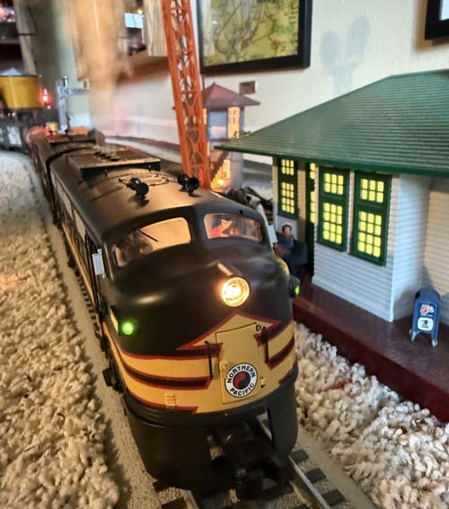 NP MTH Freight A-A Unit