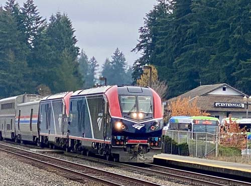 Siemens Chargers on Coast Starlight Train 11